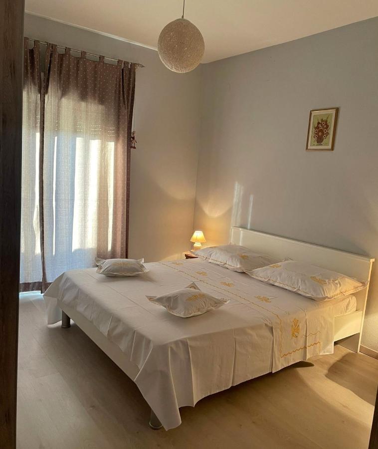 Sun Side Apartment Kastela Exterior photo